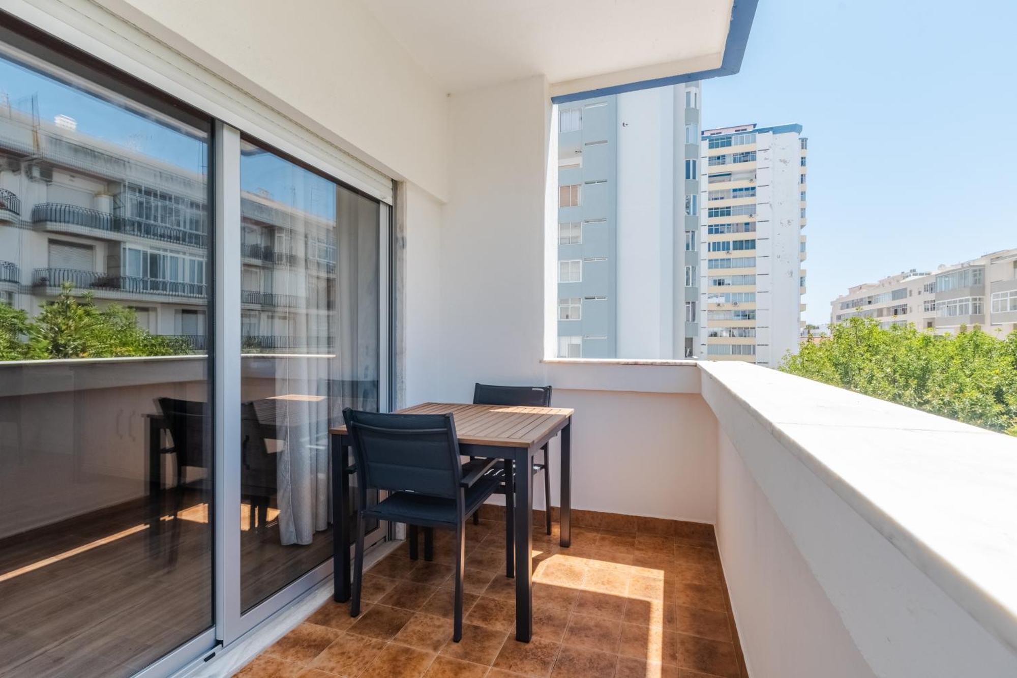 Torres Mira Praia By Garvetur Quarteira Exterior photo